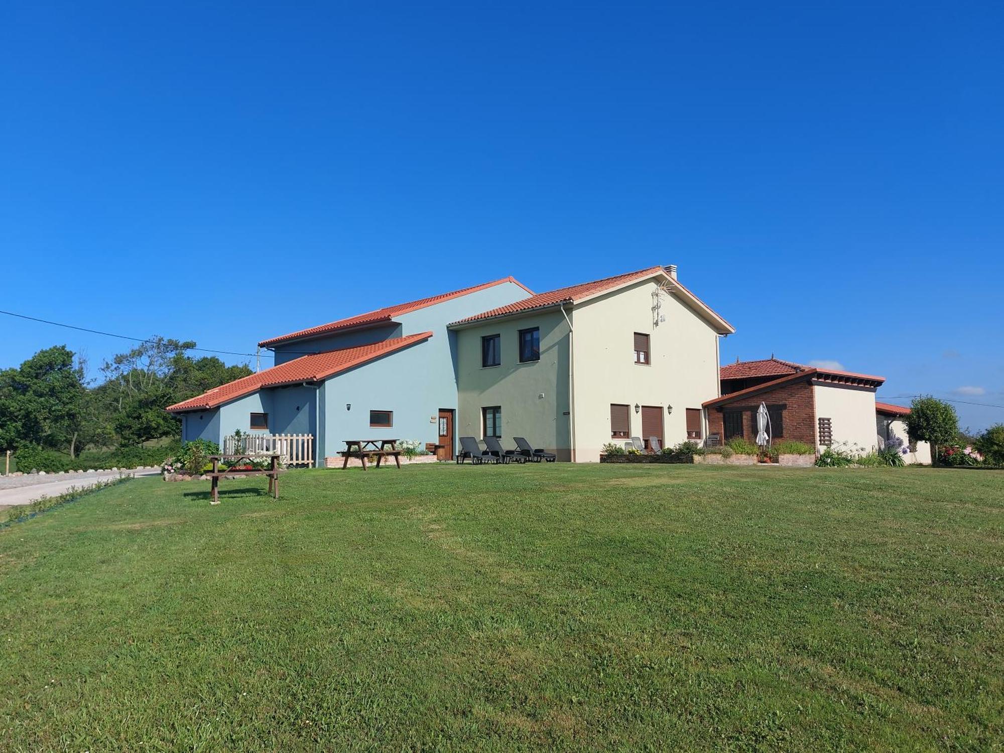 Apartamentos Casa Reconco Luanco Luaran gambar
